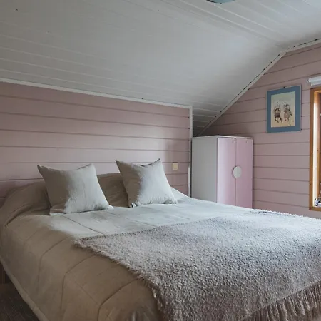 Perinteinen Mökki, Walking Distance From Centre