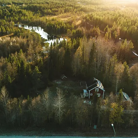 Domek alpejski Perinteinen Moekki, Walking Distance From Centre Kittilä
