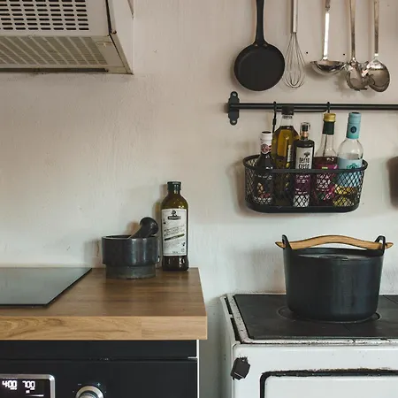 Perinteinen Moekki, Walking Distance From Centre